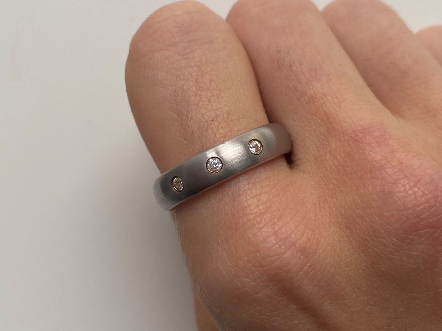 Anelli: XENOX Zirkonia Band Silber Ring – Nuovo (secondo la descrizione) da Givisiez venduto da dor_xb9k