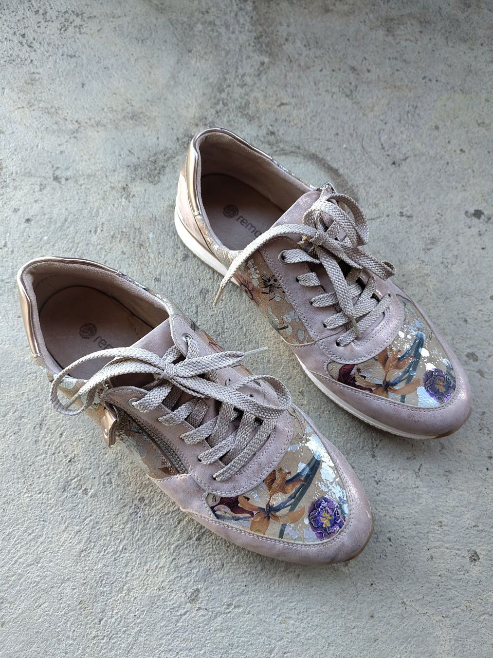Scarpe da donna: Remonte Sneaker, Gr. 43 – Usato da Roggwil BE venduto da G4MER
