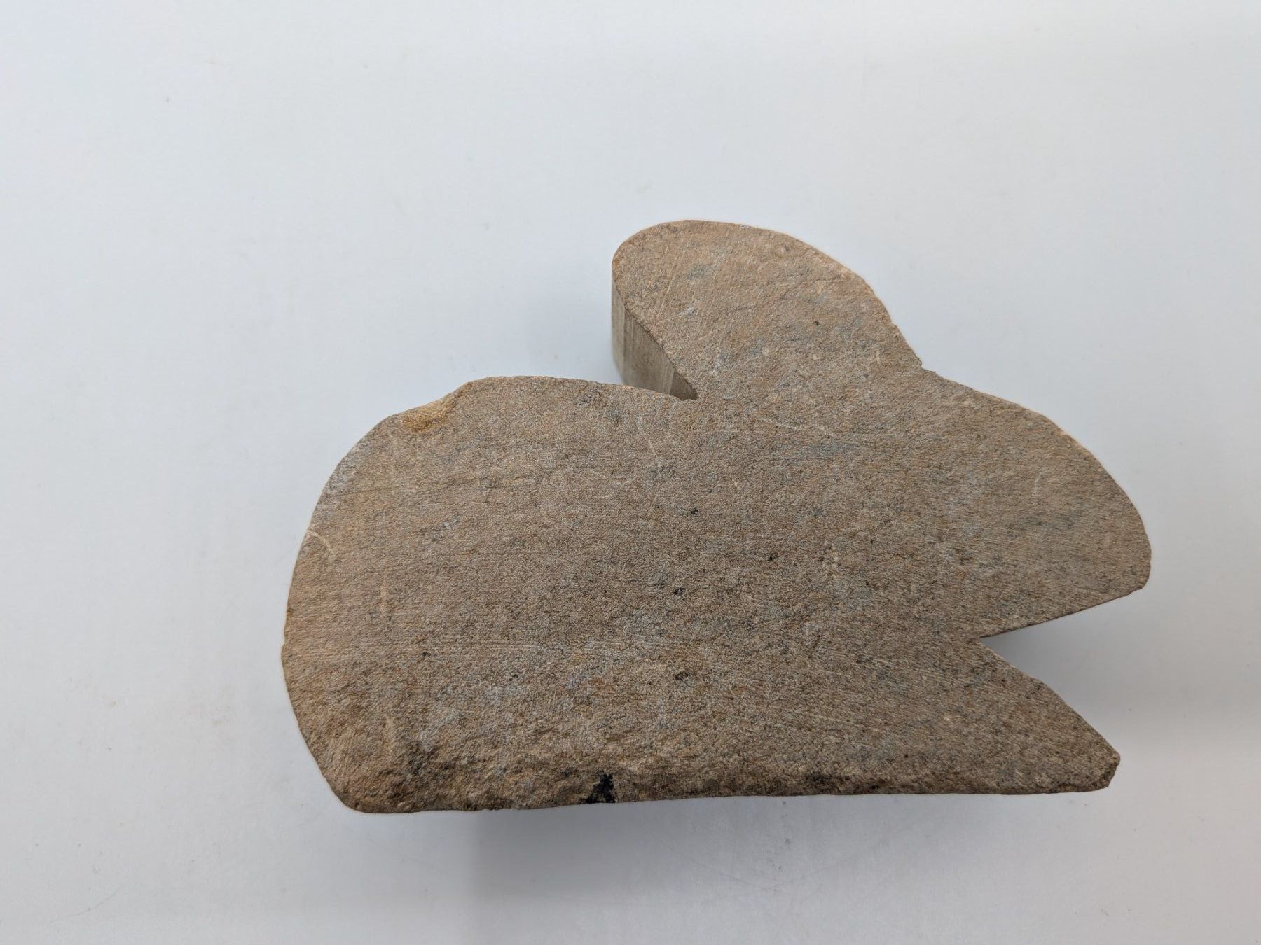 Statuette: Hase Figur aus Stein evtl. Travertin ? – Usato da Emmen venduto da magelan 2