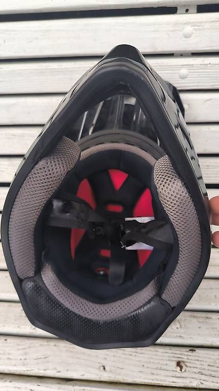 Helme: O'Neill Velo helm – Gebraucht aus tägerwilen von maistamiga 2