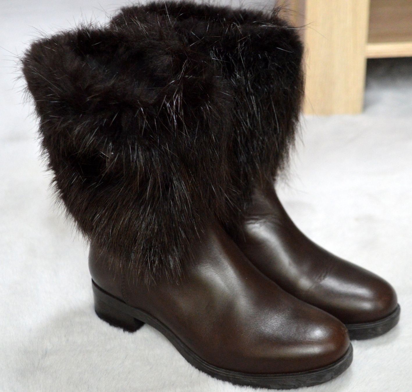 Moncler Scarpe da donna: Boots / bottes Moncler .36 – Usato da Collonges venduto da Auganien 5