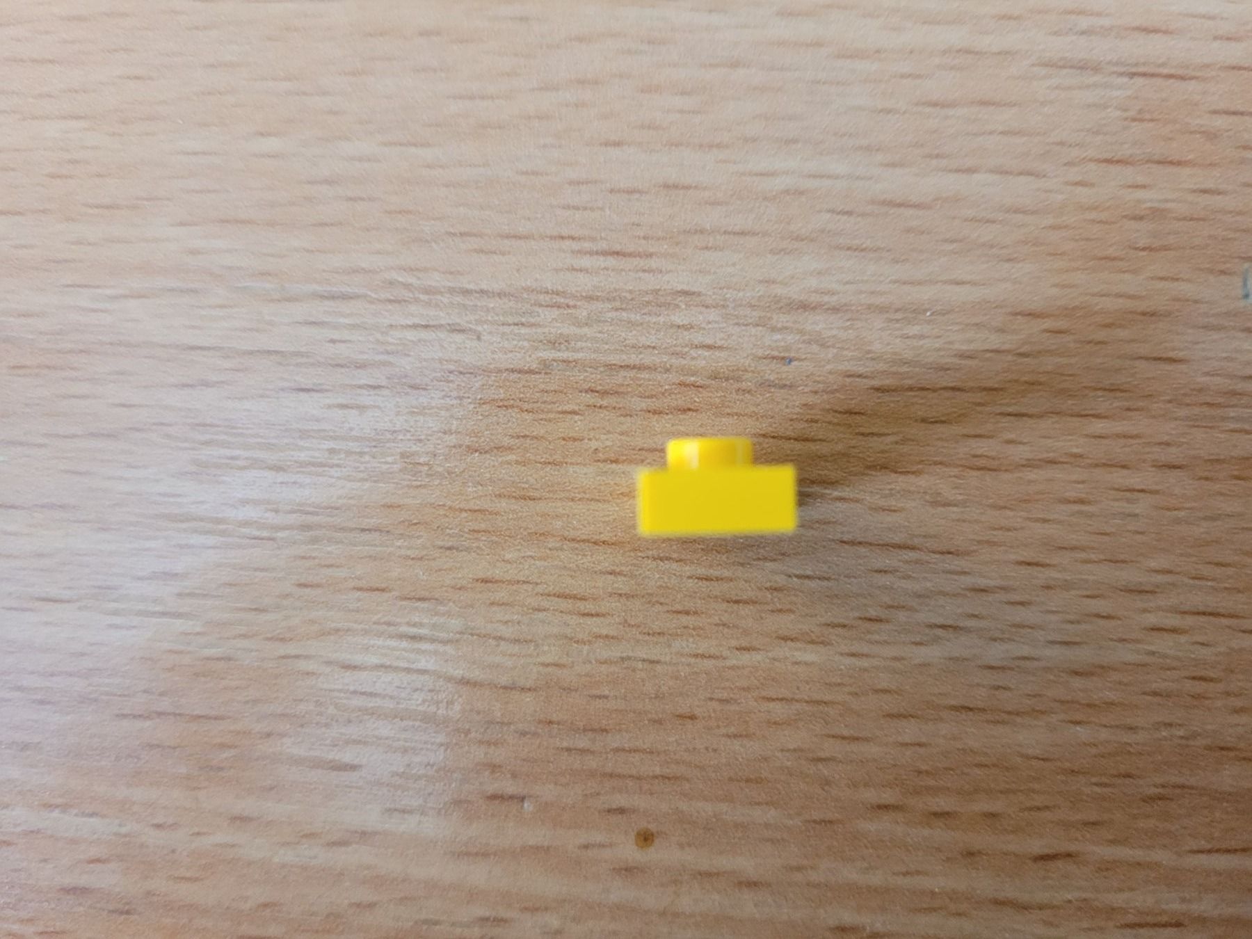 Lego Baukästen: Lego - 1x plaquette jaune de forme spéciale – Gebraucht aus Payerne von tintin08 2
