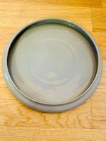 Flache Porzellan Schale, Grau, Handmade