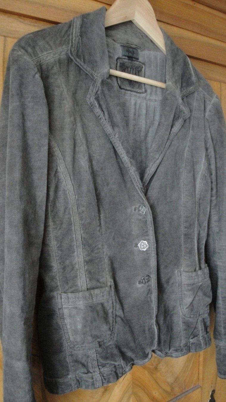Nile Giacche: Nile Jacke Samt dunkelbraun Gr. M – Usato da Erlenbach ZH venduto da Sondeiwendiz 1