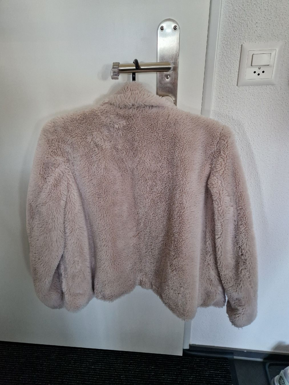 Vestes: Jacke  – D'occasion à Wittenbach par kni_cqc9 1