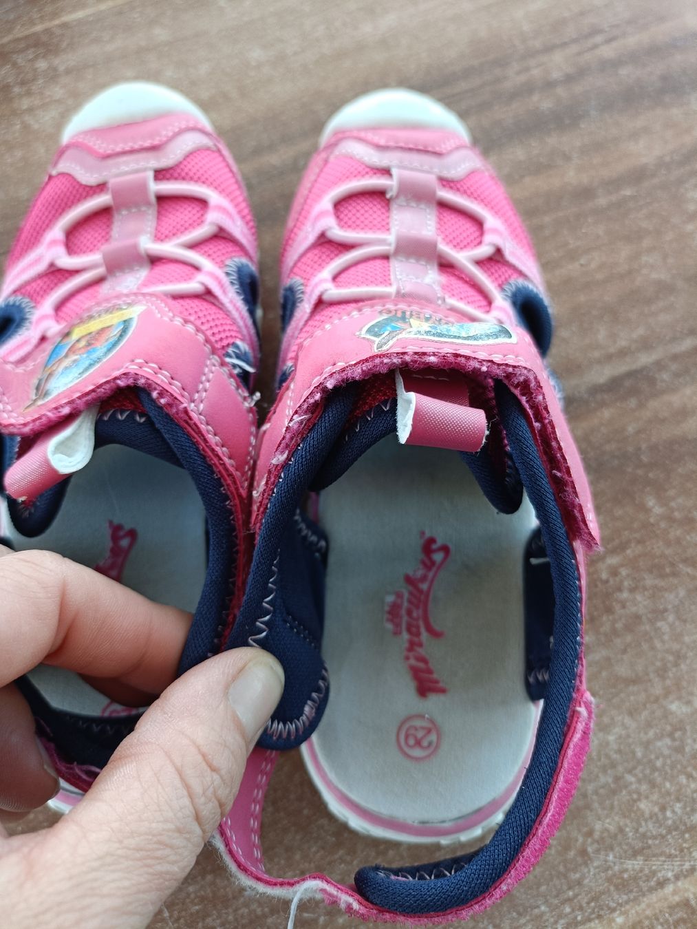Scarpe per ragazze: Sandalen Gr. 30 – Usato da Biberist venduto da Stylux01 1