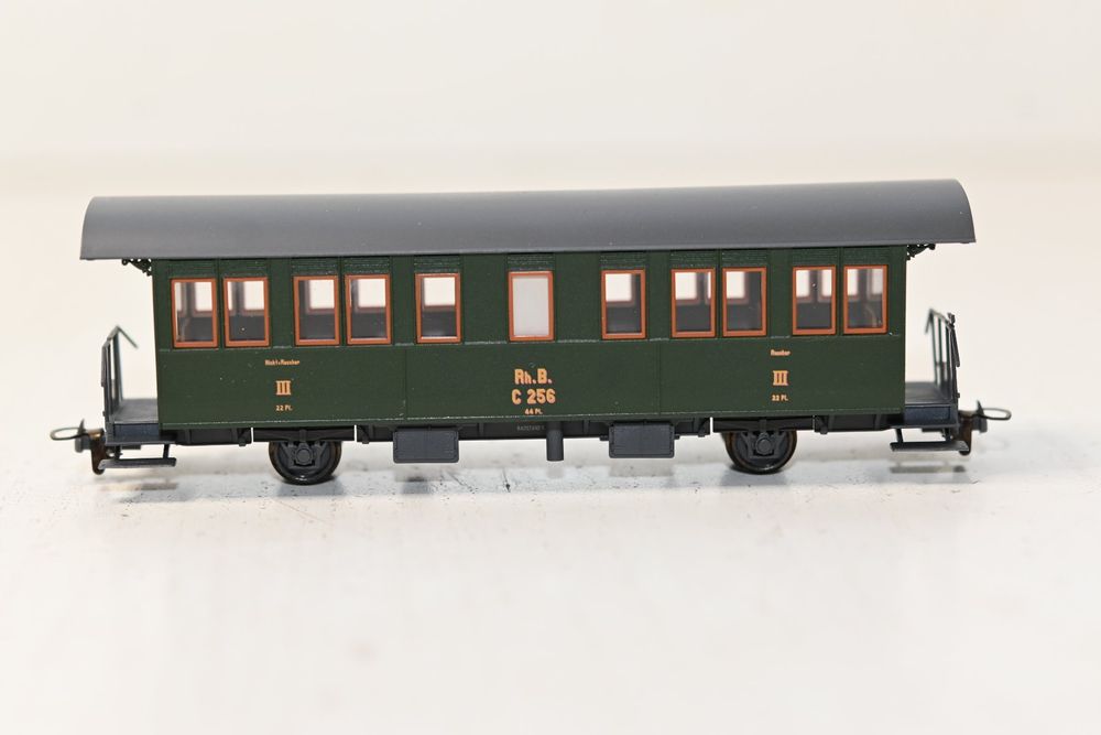2 Voitures Miniatures Bemo HOm - RhB 3060 + 3254 - état Neuf