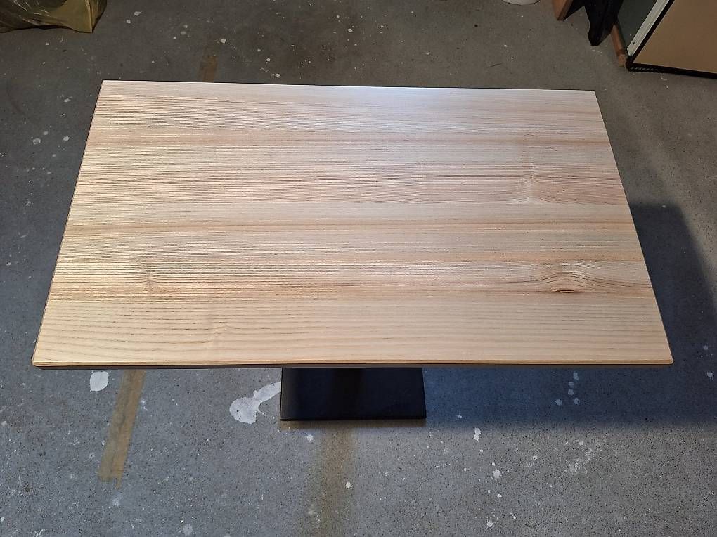 Tavoli: Petite table en frêne blanc – Usato da Perroy venduto da sib_rrf2 2