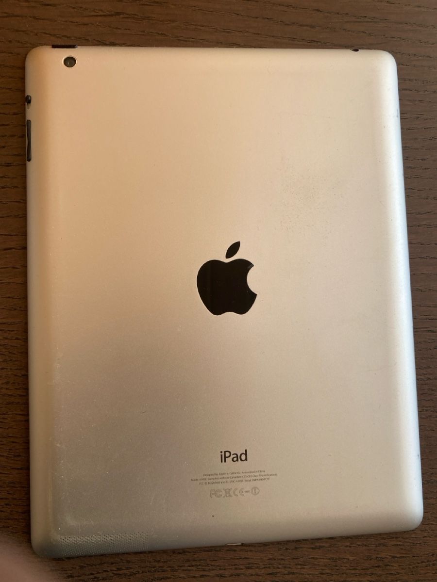 Apple Tablet PC: Apple iPad A1458 – Usato da Füllinsdorf venduto da vathana 1