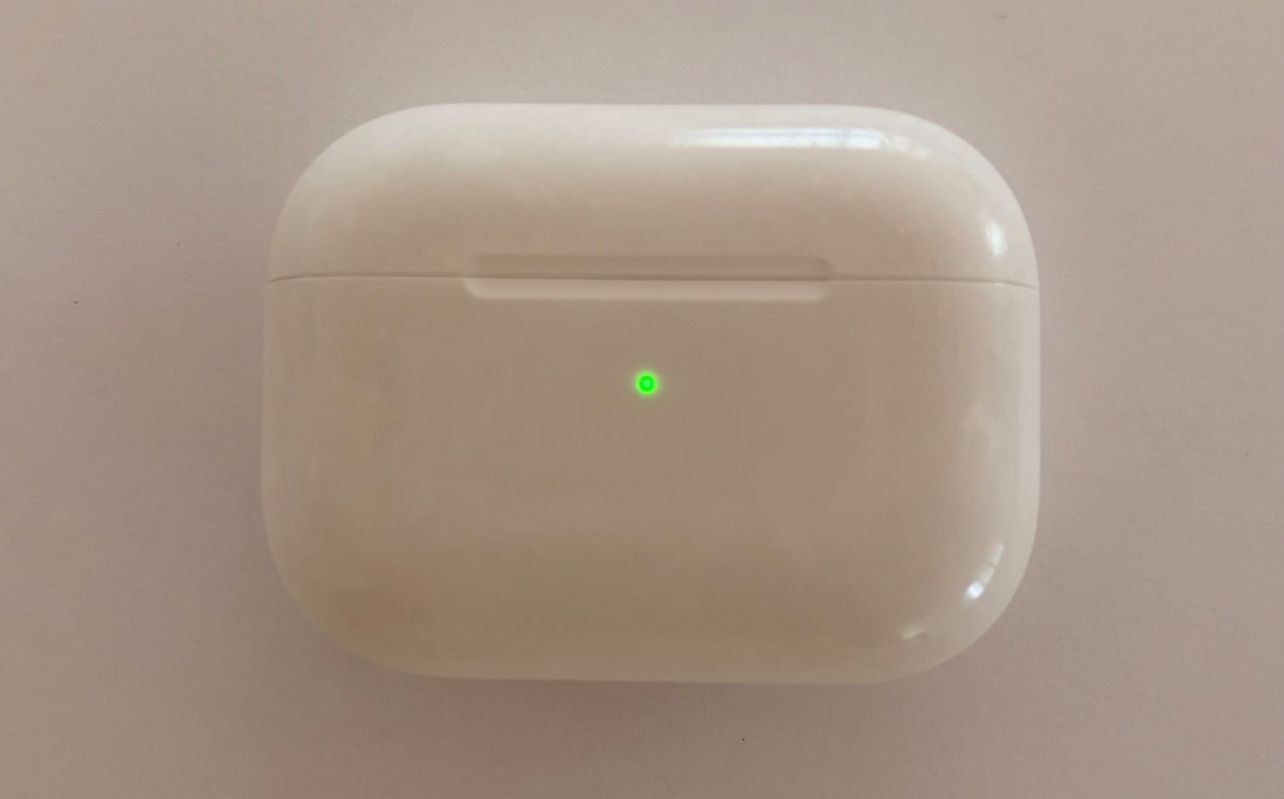 Apple Chargeur: AirPods 1st Generation Ladecase – D'occasion à Adliswil par TV-Link