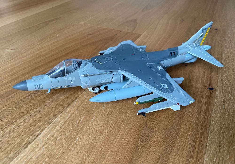 NEW* ARMOUR COLLECTION THE FRANKLIN MINT PRECISION MODELS A 10 WARTHOG B11 B921 - Able Auctions