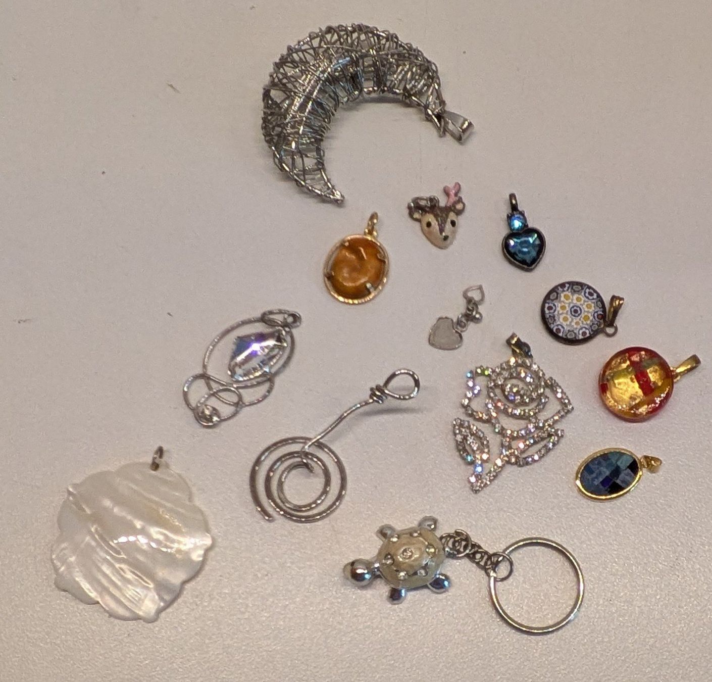 Ciondoli: Modeschmuck Ringe und Schmuckanhänger – Usato da Ligornetto venduto da Ligornetto 1