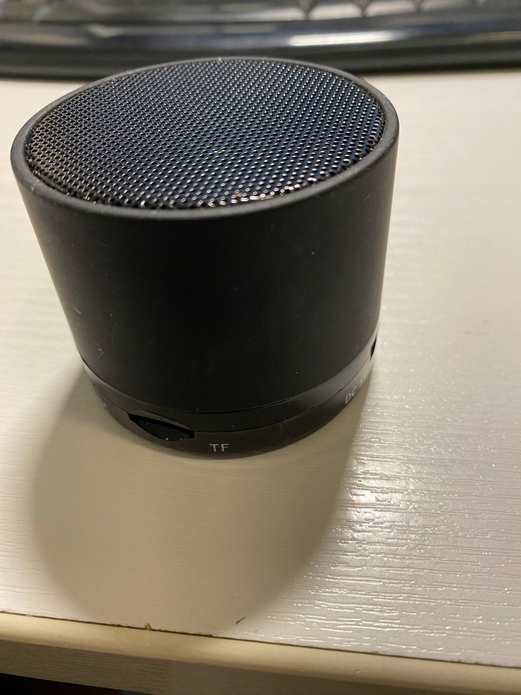 Lautsprecher: Kompakter Bluetooth-Lautsprecher, auch MP3-Player – Gebraucht aus Bern von eric_lewis