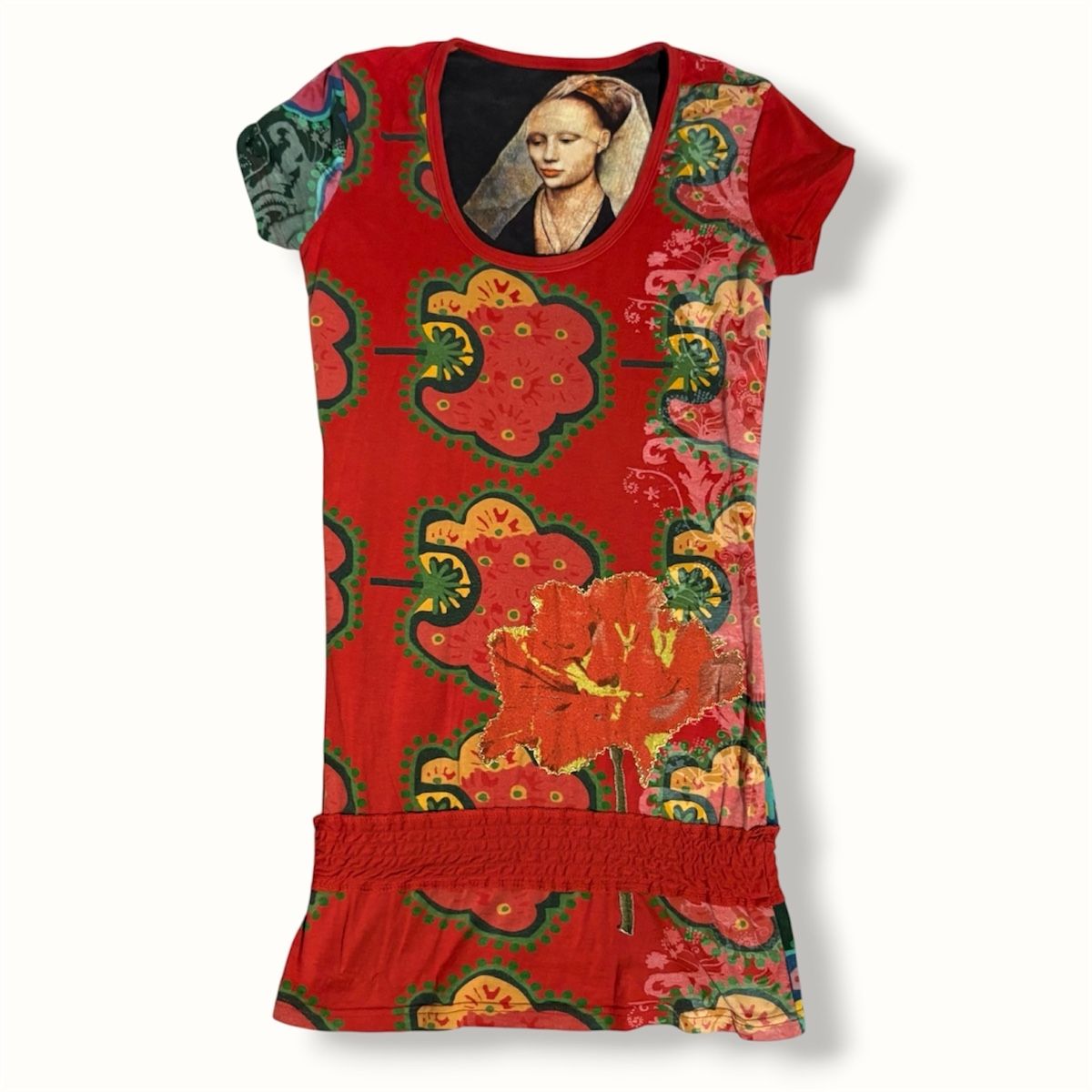 Desigual Tops: Rotes Desigual Top mit Buntem Blümchen Muster – Neu (gemäss Beschreibung) aus Brünisried von Livtsukki2ndHand