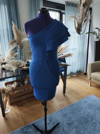 Damen Kleid blau One Shoulder kurz neuwertiger Zustand