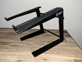 Adam Hall Laptopständer