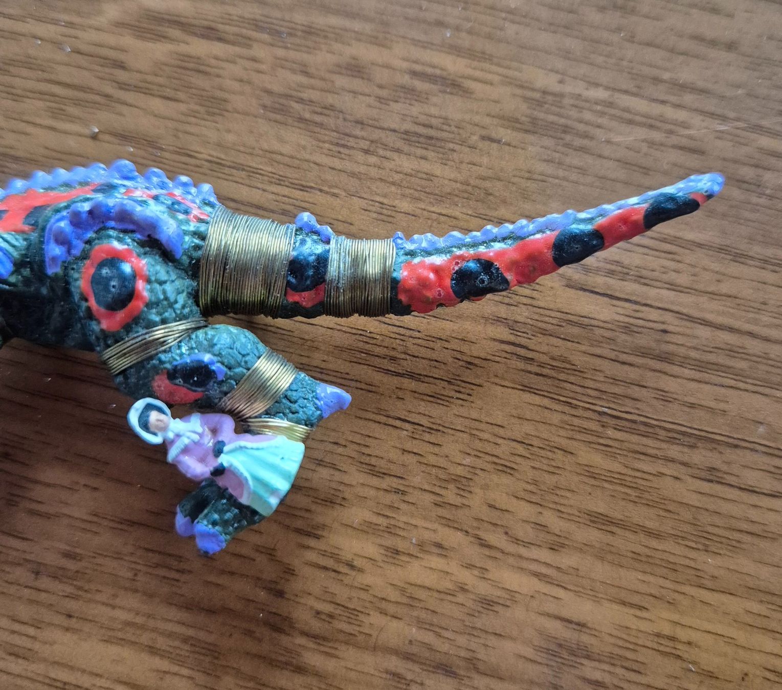 Broschen & Nadeln: Brosche Dino-Figur mit Perlen, Yuta Pasch signiert – Neu (gemäss Beschreibung) aus St. Gallen von limonaden 2