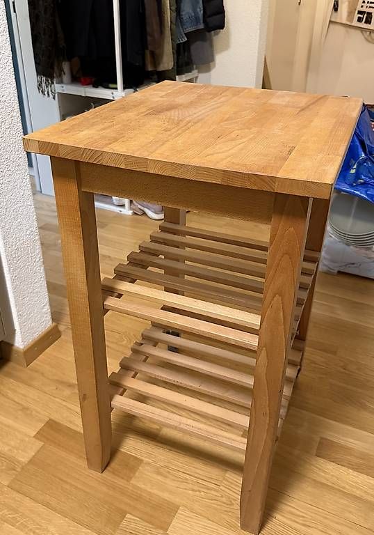 Ikea Carrelli di servizio: IKEA BEKVÄM Servierwagen Holz mit Rollen – Usato da Schaffhausen venduto da wet_9mjt