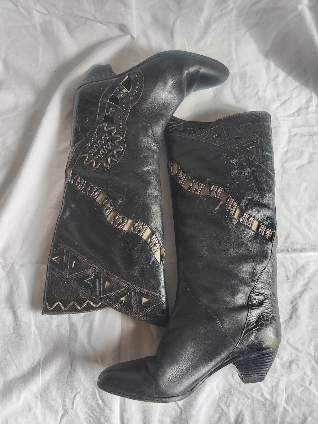 Scarpe da donna: Ausgefallene Echtleder Stiefel Gr. 35.5 – Usato da Wetzikon ZH venduto da lua_2d7z 1