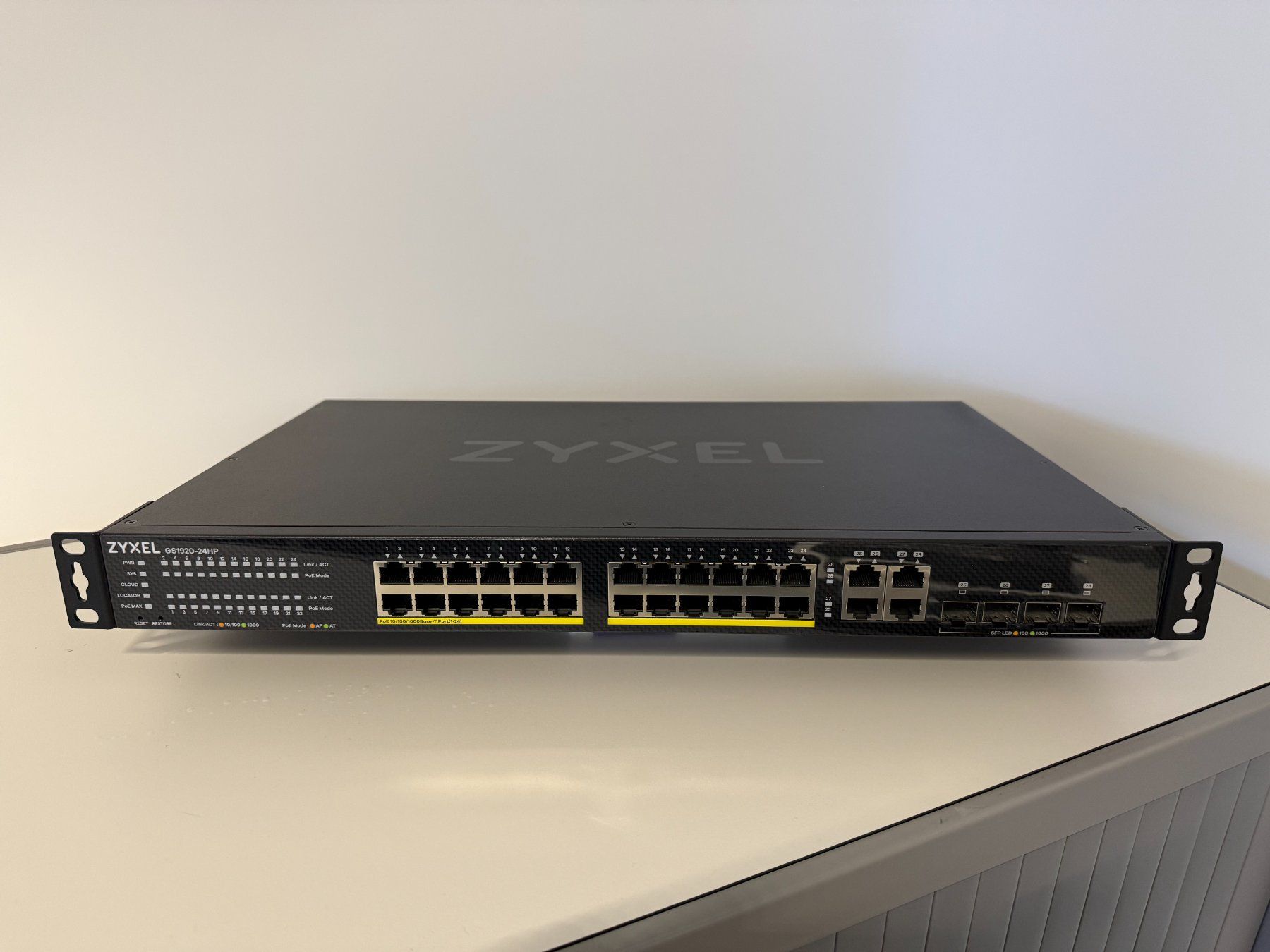 Zyxel Hubs & Switches: Zyxel Switch GS1920-24HP – Gebraucht aus Cham von Andyp