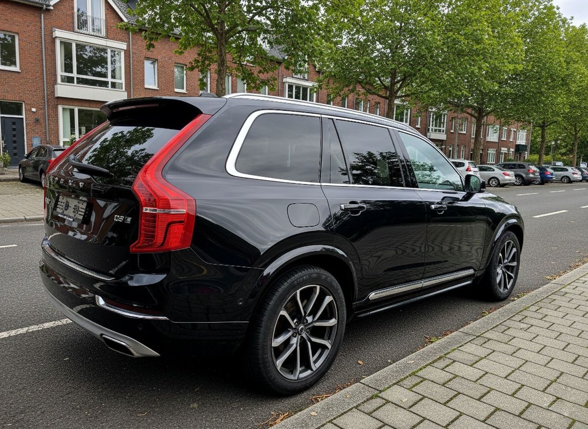 Volvo Autos: Volvo XC90 D5 Inscription – Gebraucht aus Eglisau von SGM-8193 2