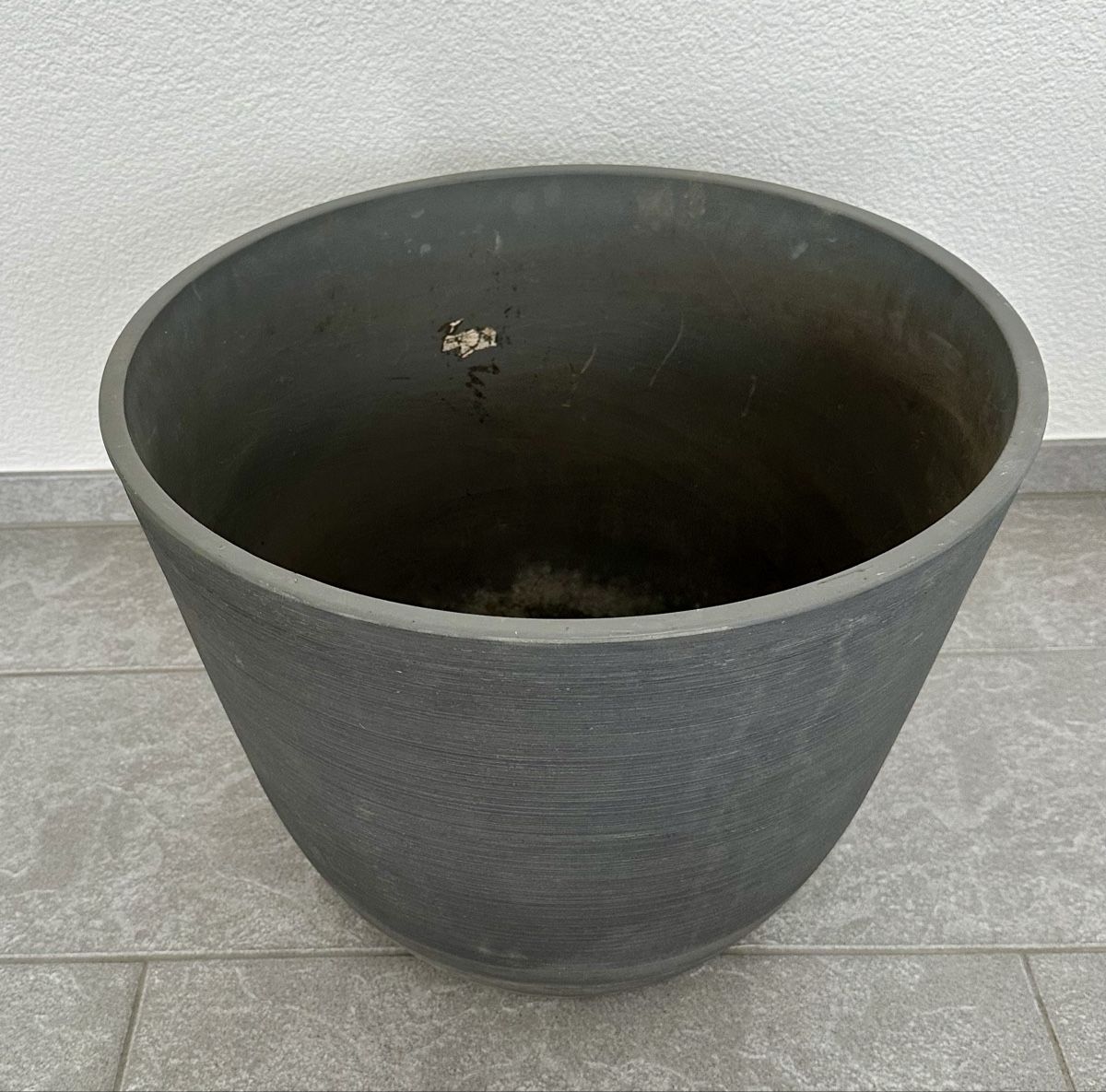 Blumentöpfe: Pflanzentopf 52cm – Gebraucht aus Zofingen von Submit
