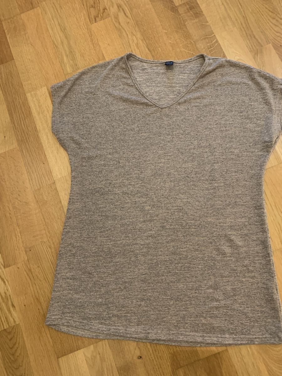 T-shirt: Schönes T Shirt Shine Größe S – Usato da Ostermundigen venduto da des_t9vv