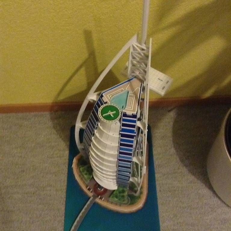 Kit di modellismo & Modellini statici: Modelbau Burj al Arab, Dubai – Usato da Neerach venduto da twerner1 1
