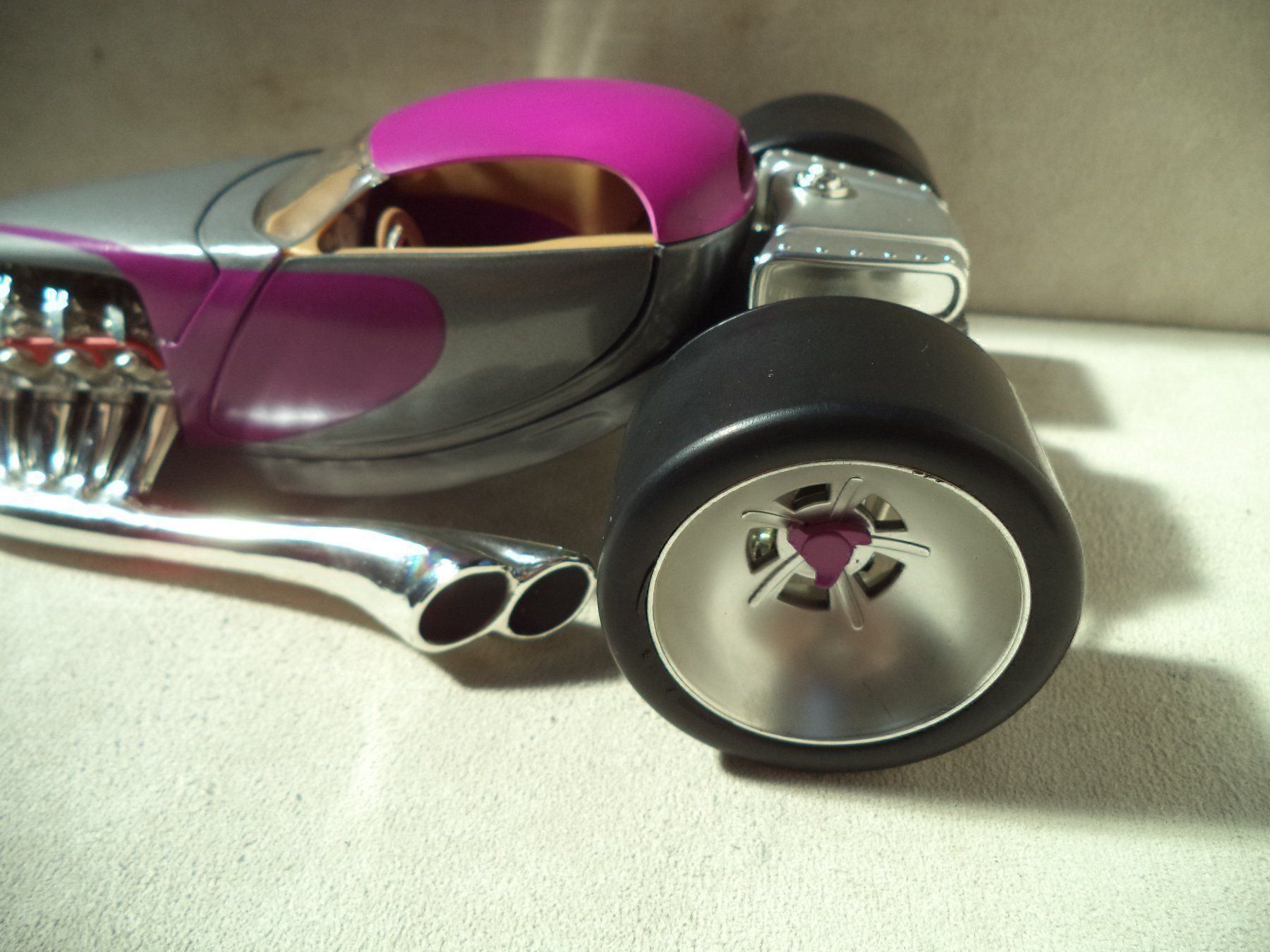 Hot Wheels Modellini d'auto: Hothweels SLIGHTLY MODIFIED  Rar – Nuovo (secondo la descrizione) da Rieden AG venduto da Wirth03 4