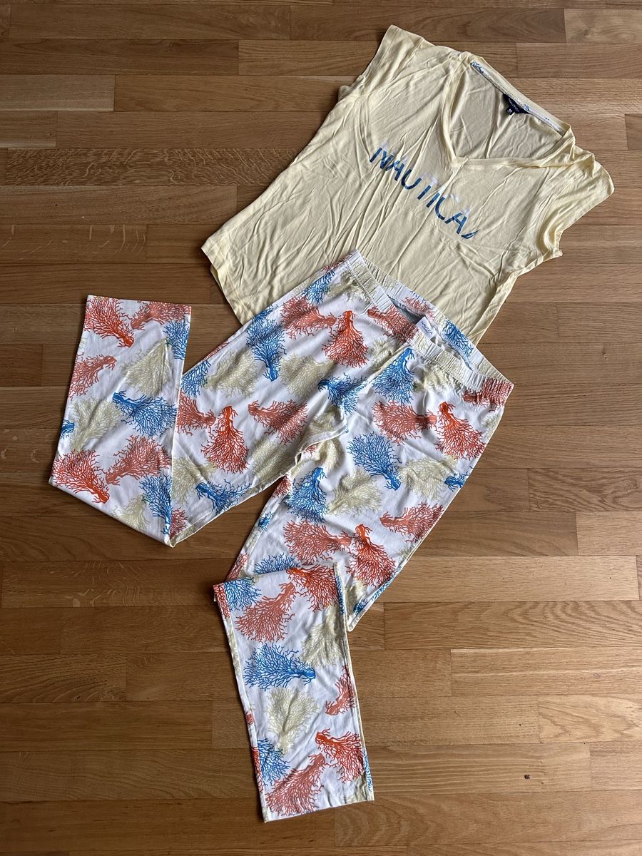 Negligees & Pigiami: Damenpijama Gr:M Jelmoli – Nuovo e nell'imballaggio originale da Erlinsbach SO venduto da dikaan