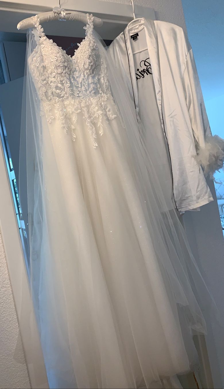 Vestiti: Brautkleid 600.- Fr – Usato da unterentfelden venduto da leyla08 1