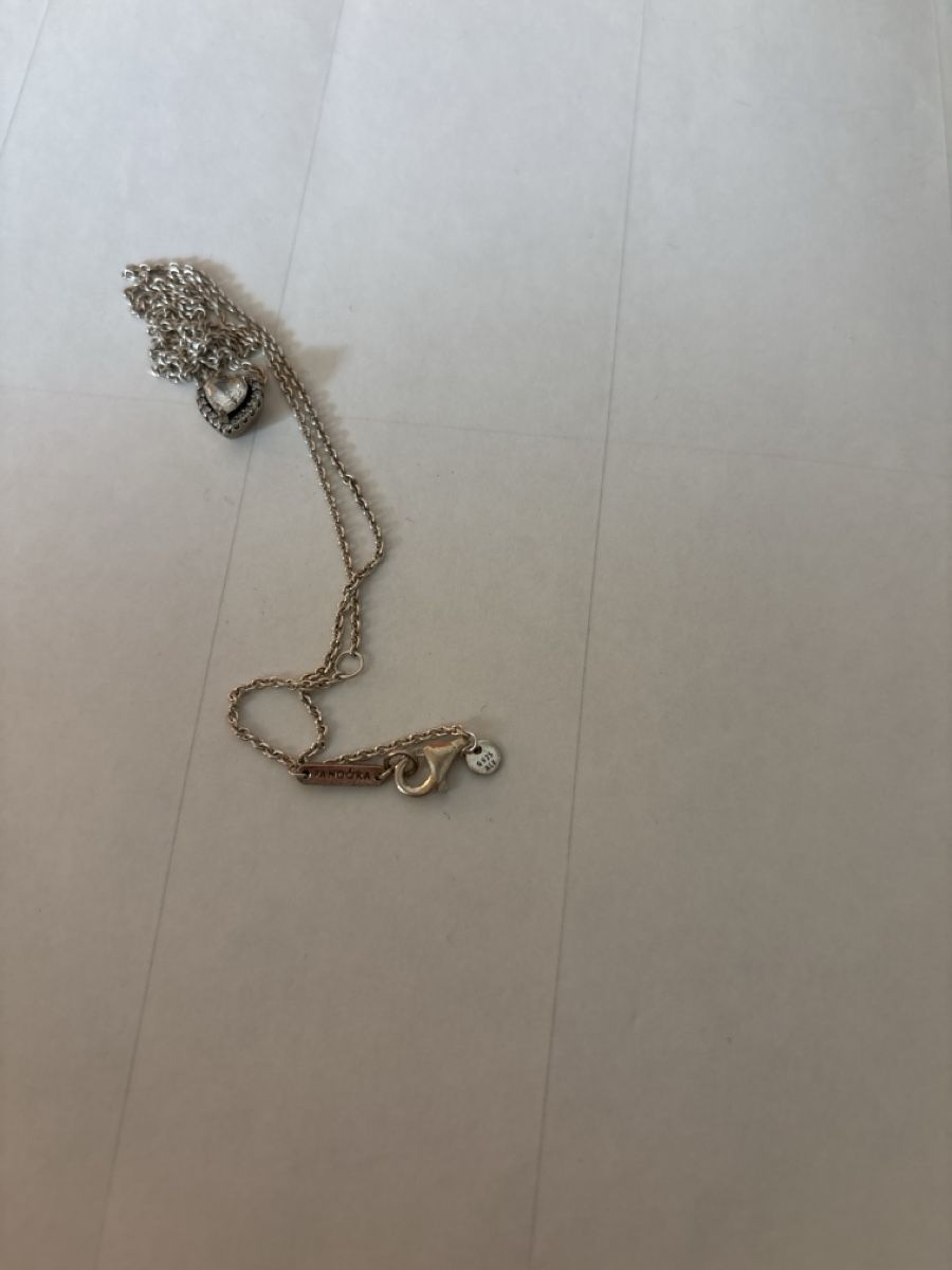 Pandora Catenine: Pandora Herz Kette  – Usato da Dübendorf venduto da ame_g69g 2