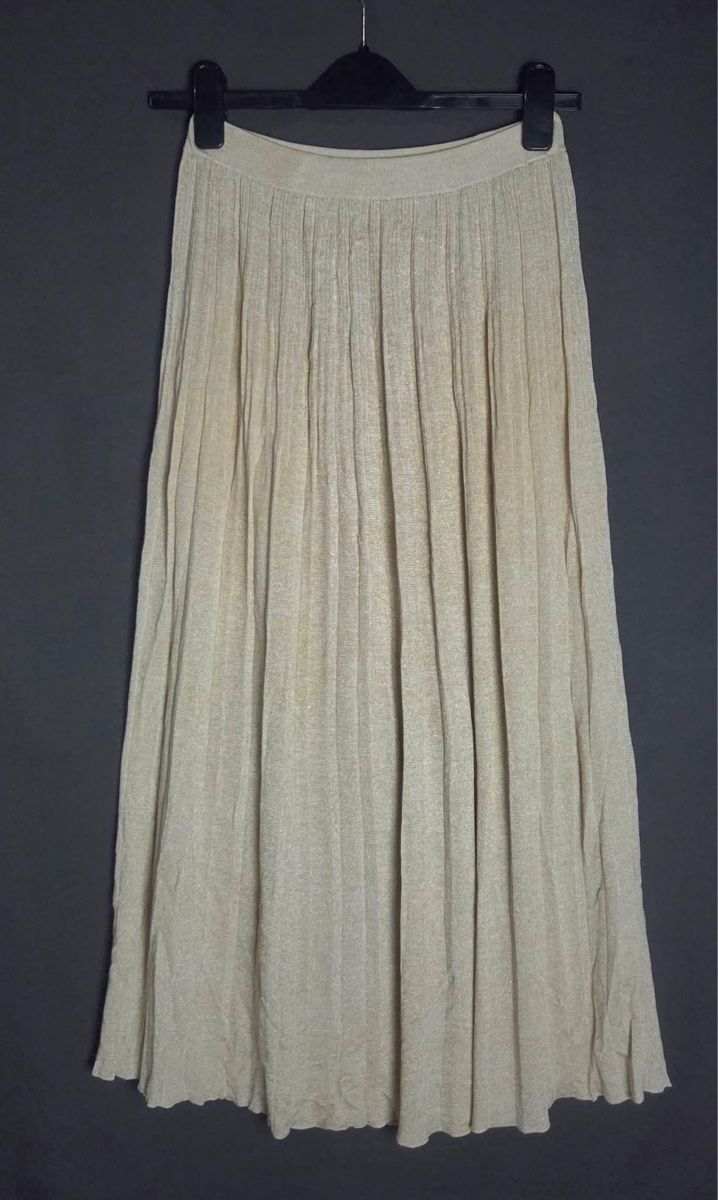Zimmermann Gonne: Zimmermann Metallic Pleated Midi Skirt – Usato da St.Josefen venduto da lop_lh8d 1