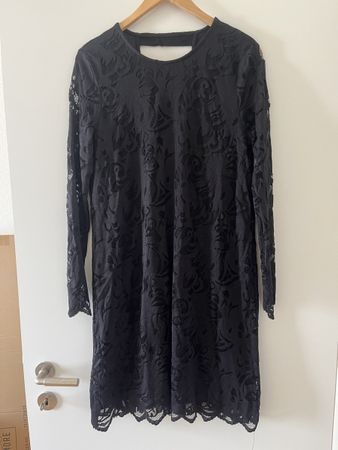 Spitzenkleid schwarz 