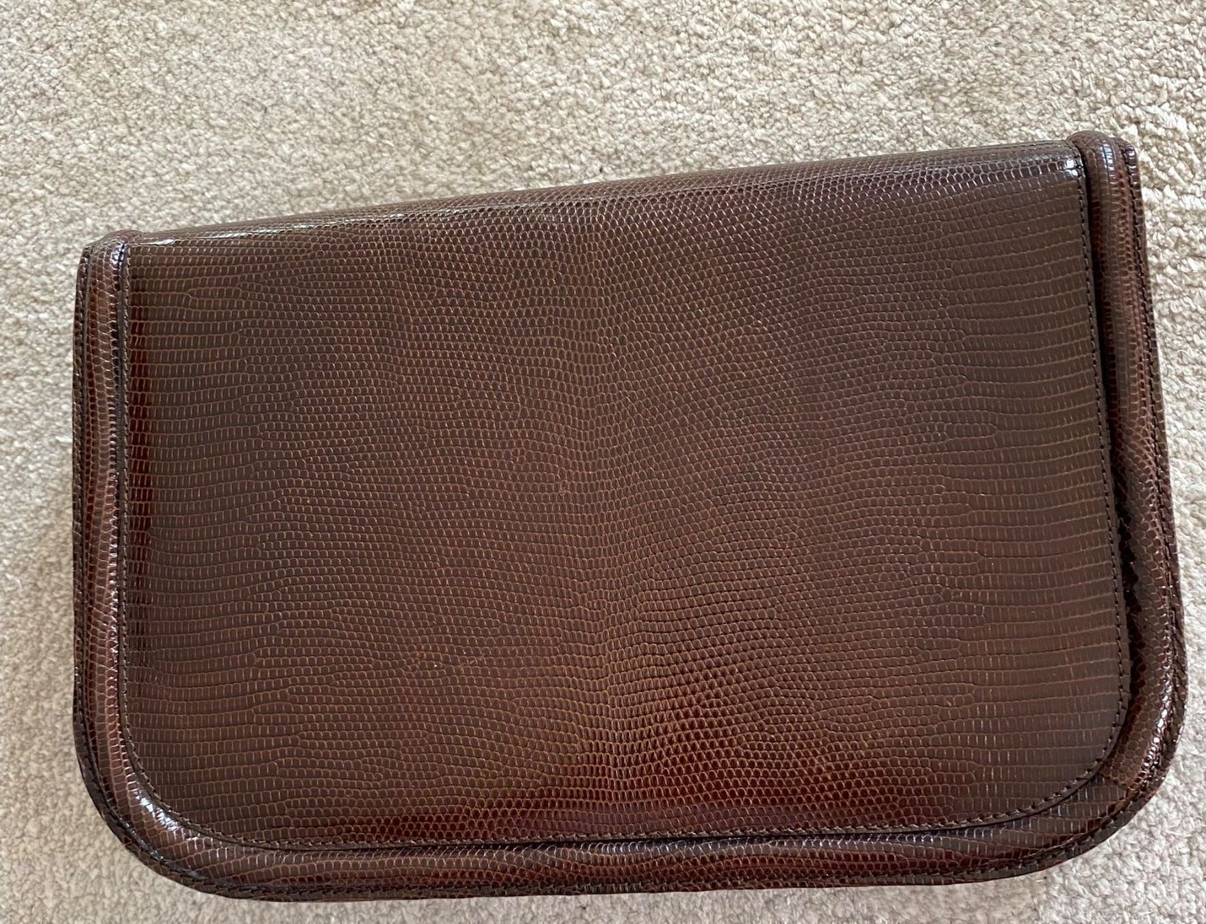 Taschen für Damen: Pochette vintage – Gebraucht aus Novazzano von ige_cwq5