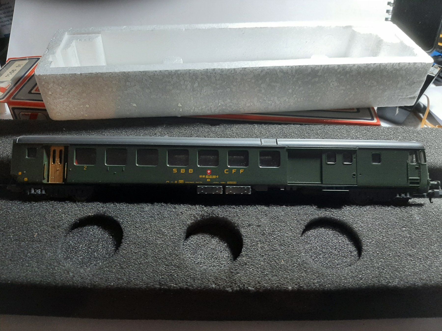 Lima Modelleisenbahnen: LIMA 30 9054 VOITURE DE COMMANDE – Gebraucht aus Avully von RIVALIS