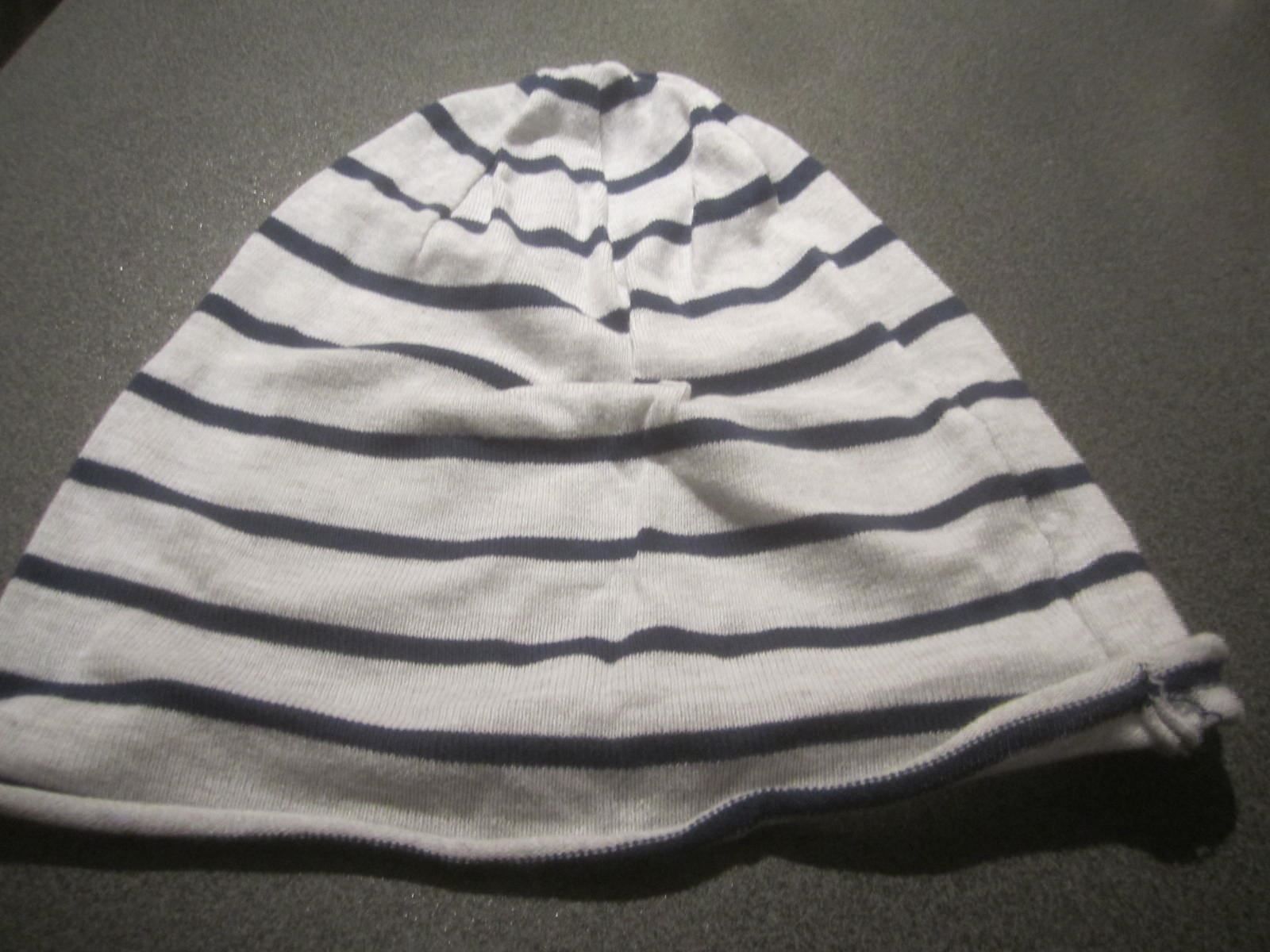 Altro abbigliamento per bambino: Mütze, One Size, grau/blau gestreift – Usato da Zürich venduto da abraxas1291