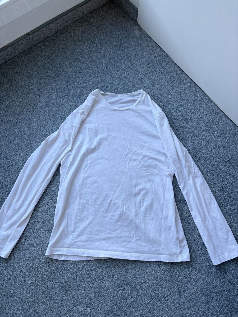 T-shirt: Long Sleeve – Usato da Thalwil venduto da kea_sj87