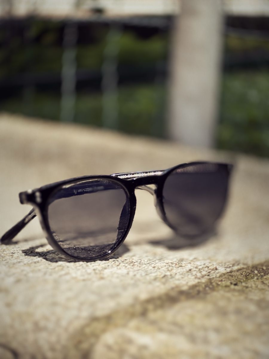 Occhiali & Lenti: Beautiful sunglasses – Usato da Bellinzona venduto da Samirablank