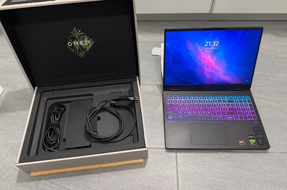 Hewlett Packard Notebook: OMEN MAX 16 inch Gaming Laptop PC 16-ak0000 (A4UX7AV) – Usato da Buchrain venduto da NZXQROP 1
