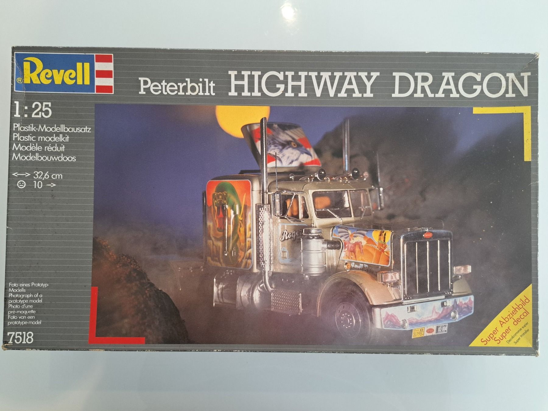 Revell Peterbilt Highway Dragon Truck (Neu (gemäss Beschreibung