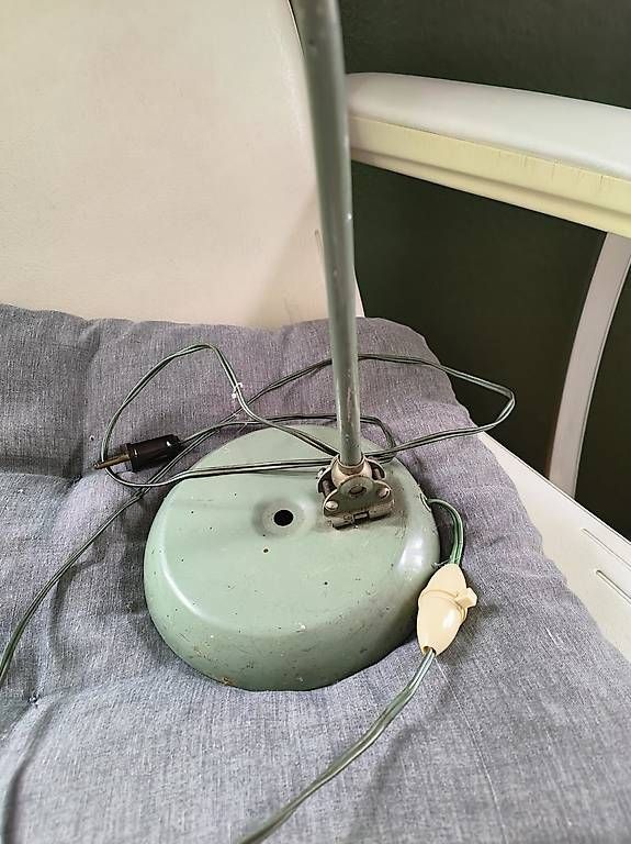 Lampen: Lampe Tisch Büro  – Gebraucht aus Schaffhausen von Airsue 1
