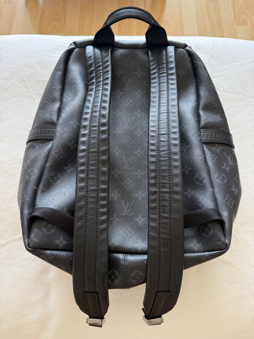 Louis Vuitton Zaini: Louis Vuitton Discovery Rucksack PM Monogram Canvas- wie neu – Usato da Zermatt venduto da lau_97kp 4