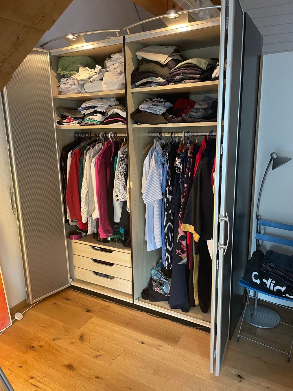 Pfister Armadi: Schrank - Industrial Design – Usato da Murten venduto da Claburk 2