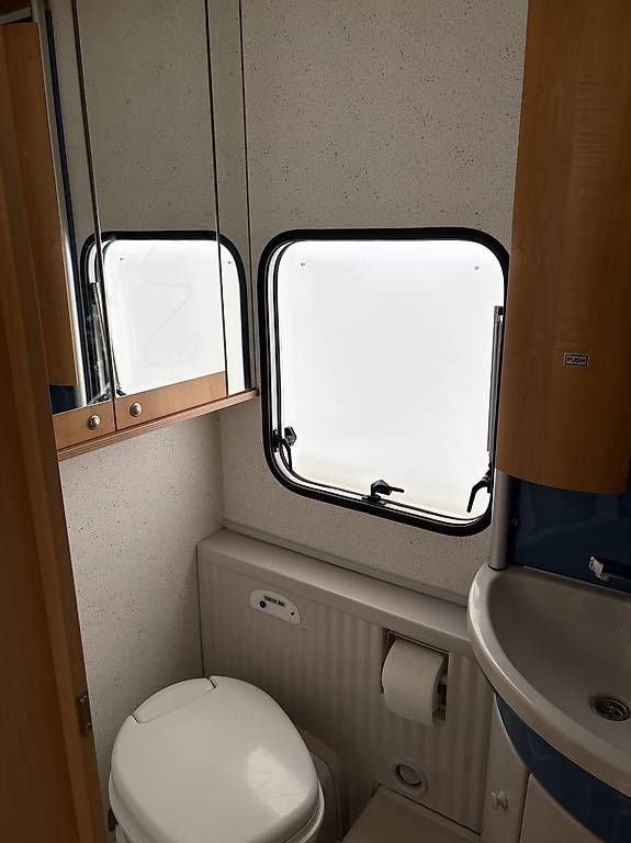 Camping Fahrzeuge: Bürstner Ventana 490 TK – Gebraucht aus Erschwil von _nakaomi_ 4