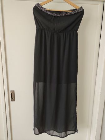 Tragbares Kleid schwarz Grösse M neuwertig