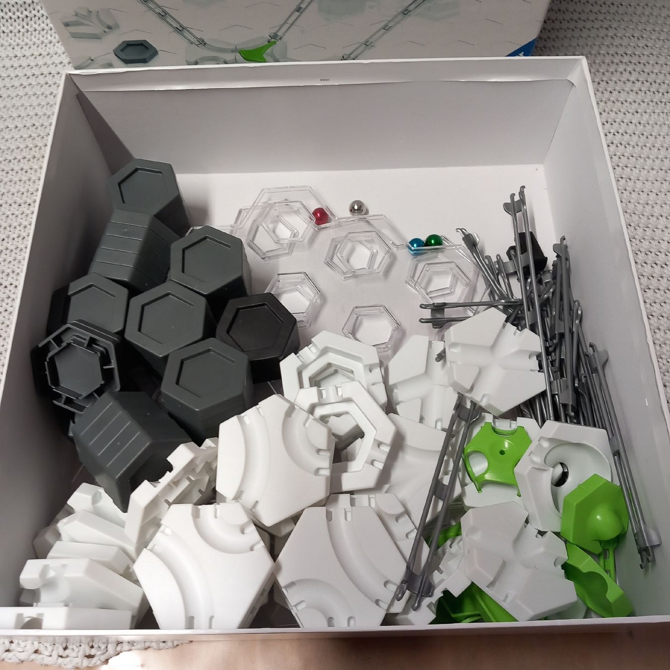 Kit di costruzioni: Gravitrax Starterset & Erweiterung Vulkan – Usato da Gwatt (Thun) venduto da umwelt-brocki 2