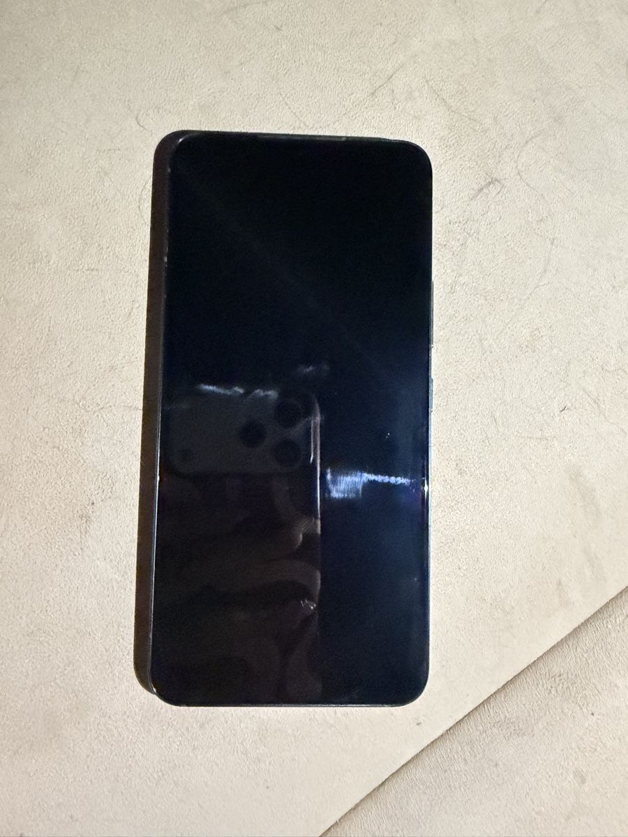 Samsung Telefoni cellulari / Smartphones: Samsung Galaxy S22  Midnight Green – Usato da Lotzwil venduto da Euli33 2