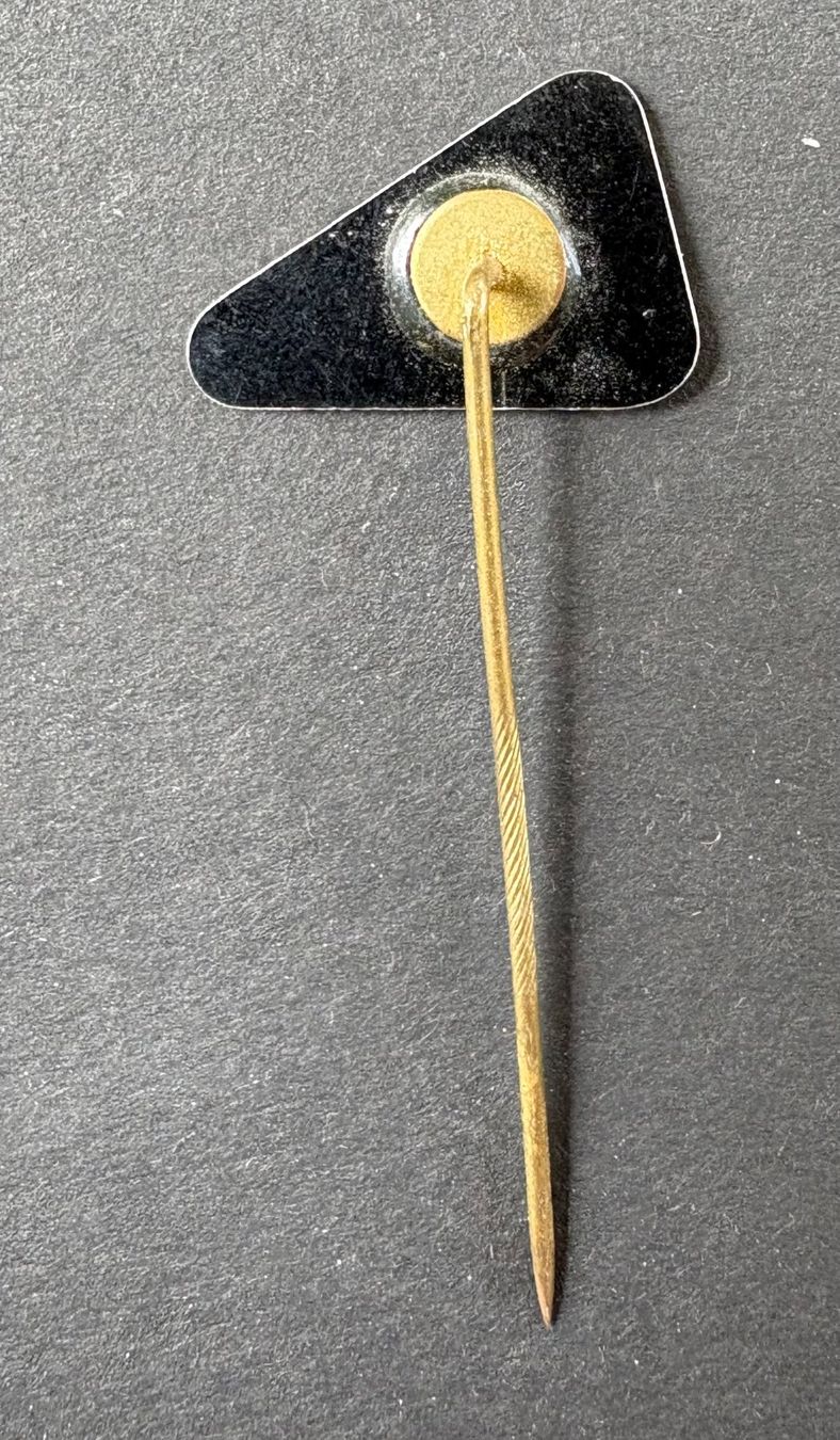 Placchette & Badge: VINTAGE ANSTECKNADEL – Usato da Ostermundigen venduto da wini63 1