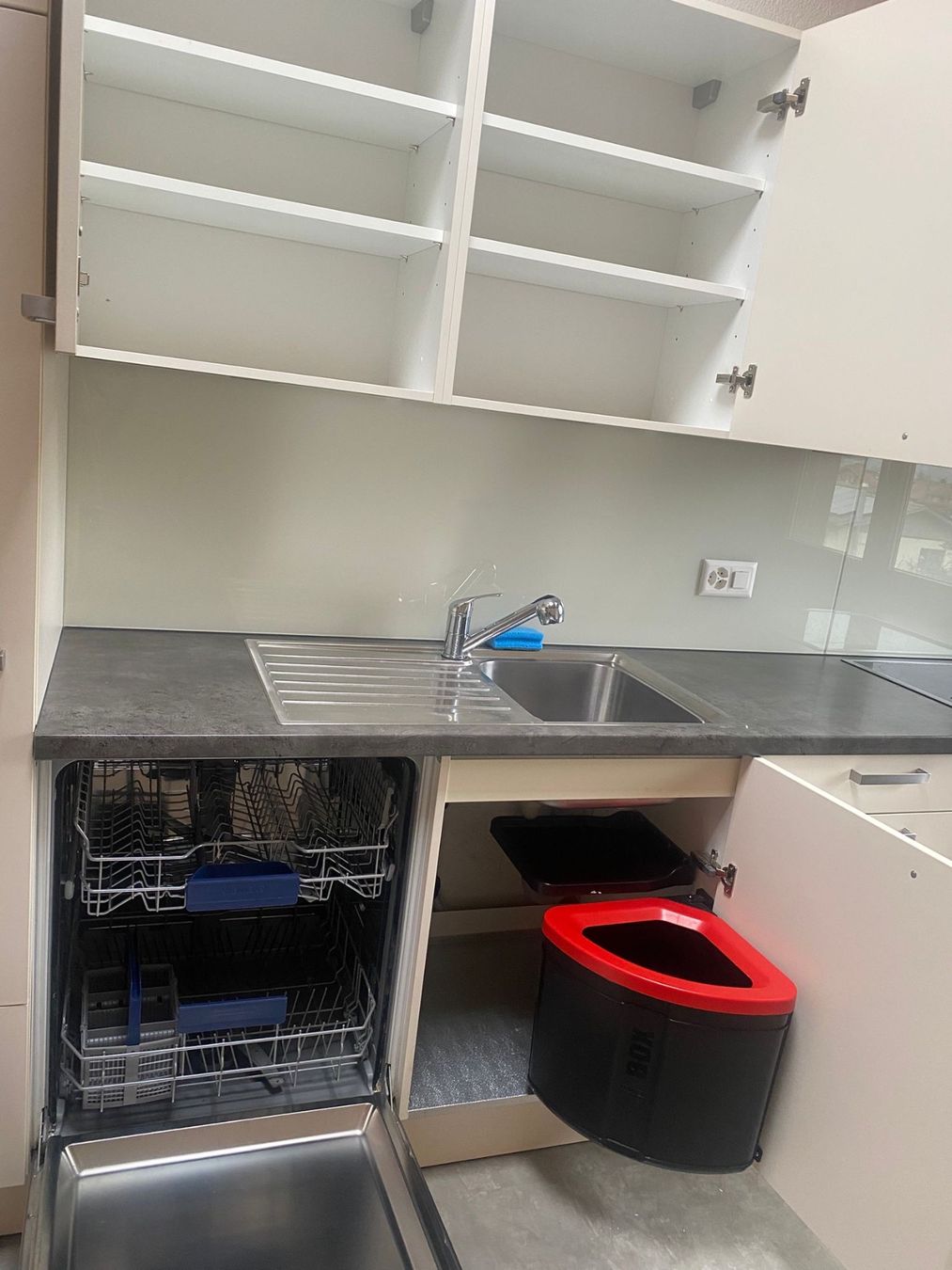 Cucine complete: Komplett Küche mit El Geräte – Usato da Cham venduto da ABhome10 3